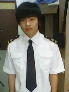 陈小龙的个人资料,才华横溢的年轻艺术家，多才多艺的人生轨迹