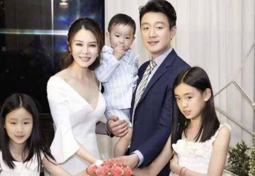 娱乐圈炒作的cp,甜蜜互动背后的真相揭秘