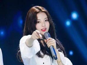 杨超越二有背景嘛,从农村女孩到明星，她的逆袭之路